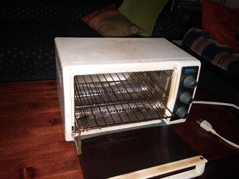 **Moving Sale** Toaster Oven