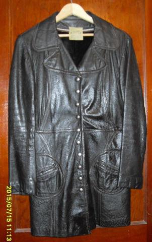 Vintage Ladies Leather coat - Size Ladies Large
