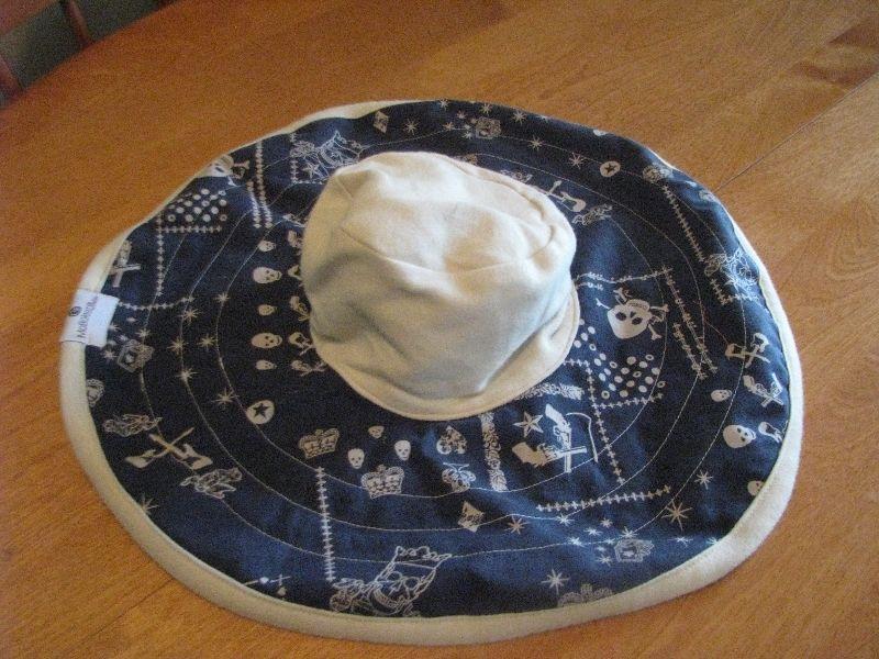 Nursing hat size 6-12months