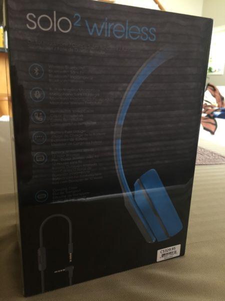 Beats Solo 2 wireless unopened