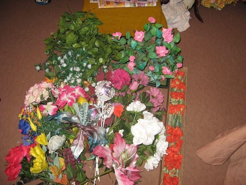 SILK FLOWERS $4 A LARGE BOX