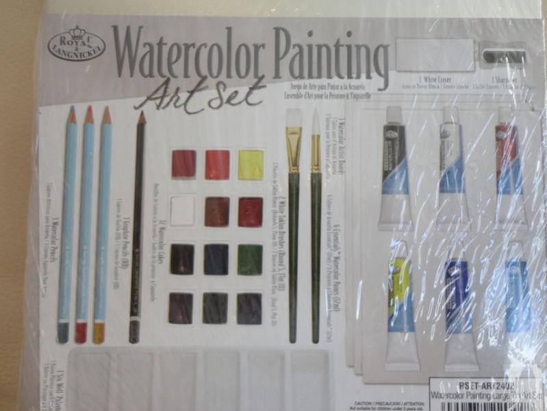 Selling a Watercolor & Art Paint Set -Brand New $8