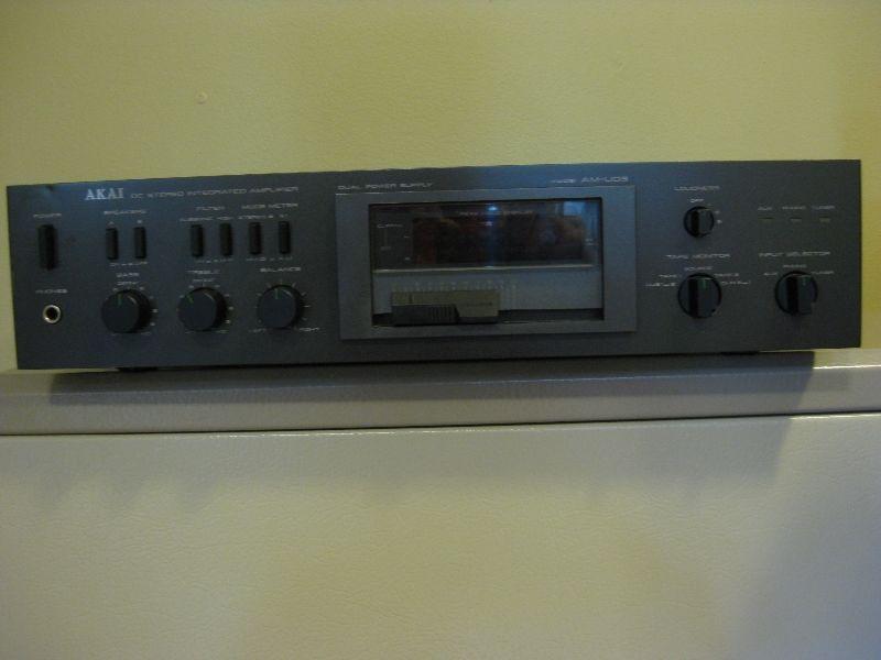 Akai AM-U03 Amplifier
