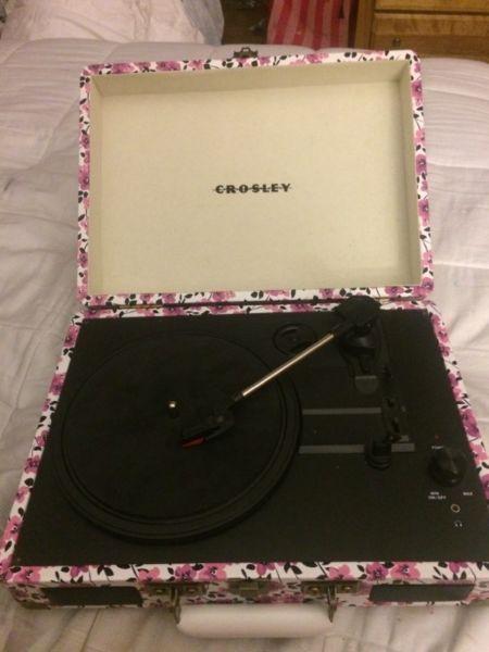 Crosley vinyl record turntable
