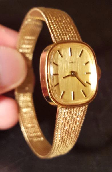 vintage Timex watch (ladies)