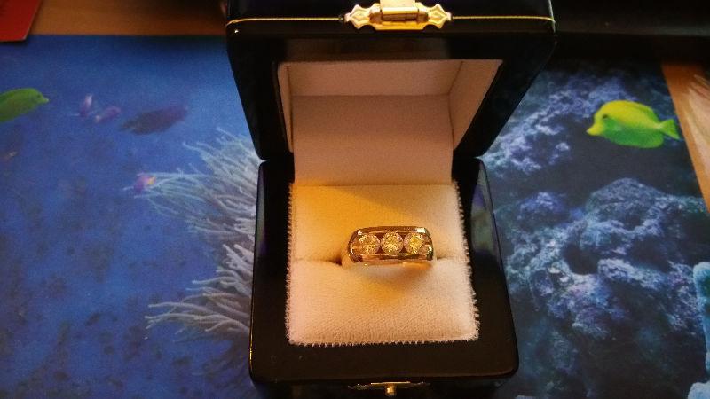 14KT yellow gold mans combination cast a assembled 3-stone band
