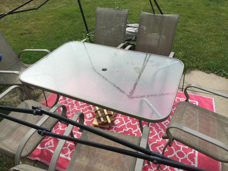 Glass patio table w/6chairs
