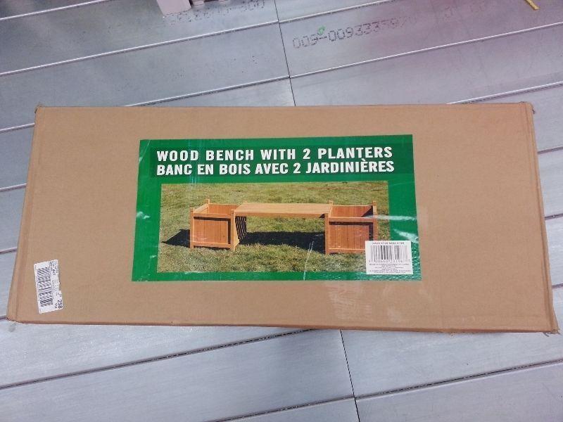 Brand new Wood Bench with 2 Planters
