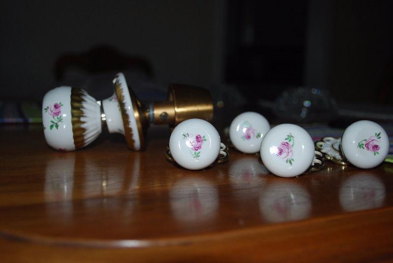 Vintage Porcelain door knob and4 drawer pulls