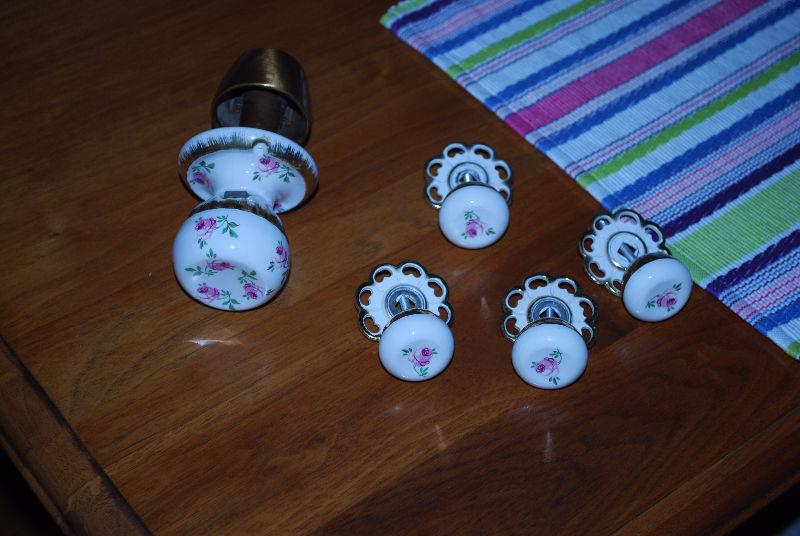 Vintage Porcelain door knob and4 drawer pulls