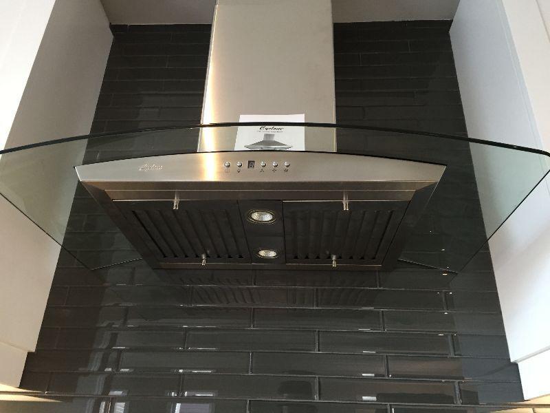 Cyclone 36 Inch Wall Mounted Range Hood in Stainless Steel
