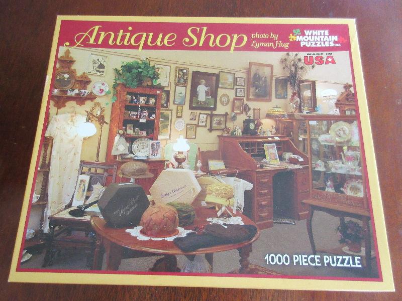 1000 Piece puzzle - Antique Shop White Mountain Puzzle