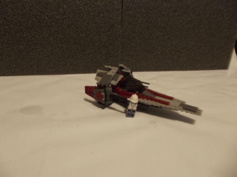 LEGO Star Wars Set# 6205 V - Wing Fighter