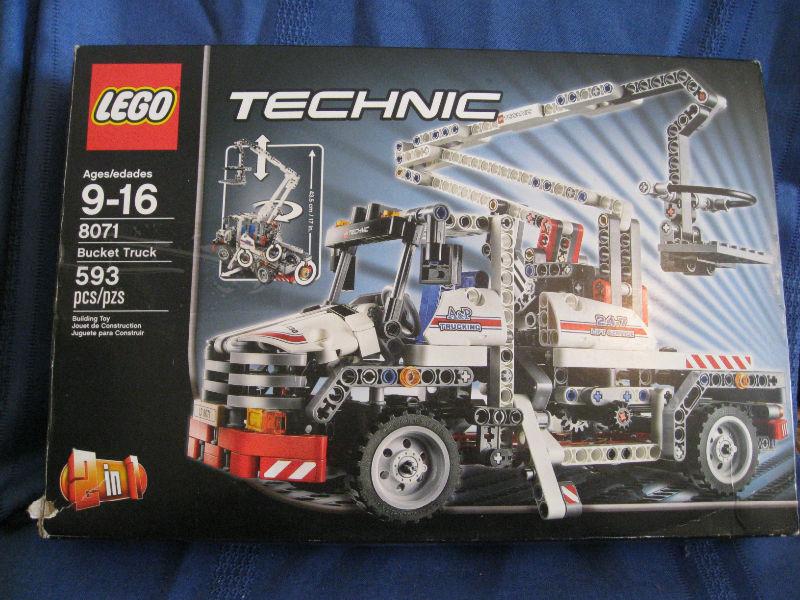 Lego Technic #8071 Bucket Truck in box