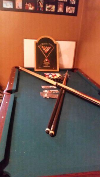 Pool table 82x44inch