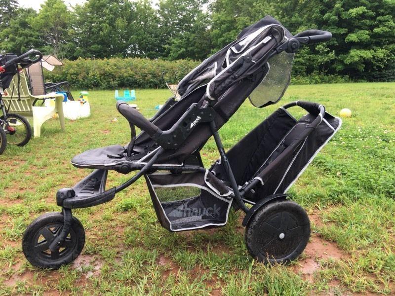 Hauch double stroller
