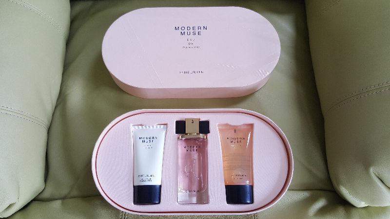 Estee Lauder Modern Muse Gift Set - New