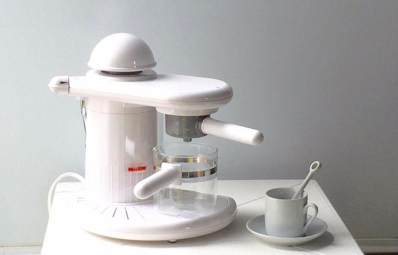 Coffee espresso machine and 12 piece porcelain cup set