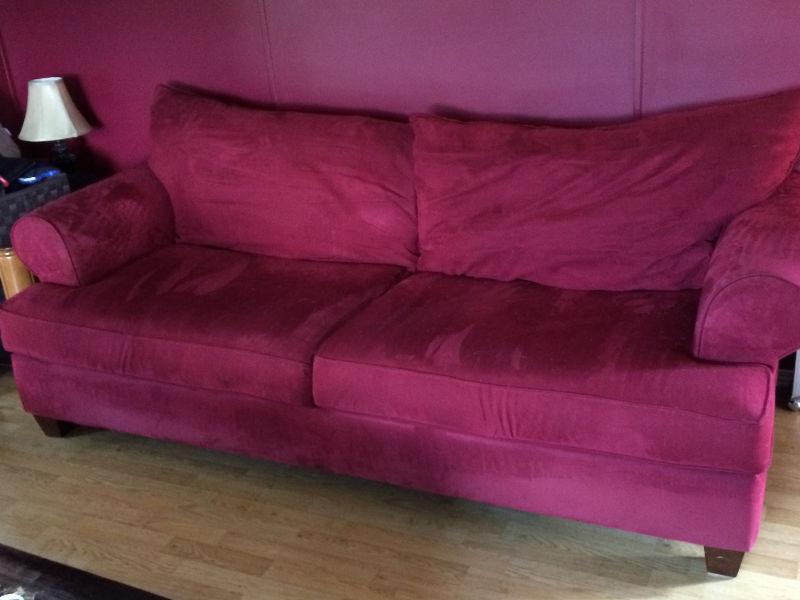 Couch and matching chaise lounger