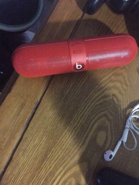 Beats Pill