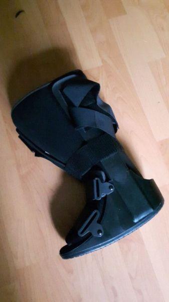 New MEDLINE Stabilizing Boot (Left)