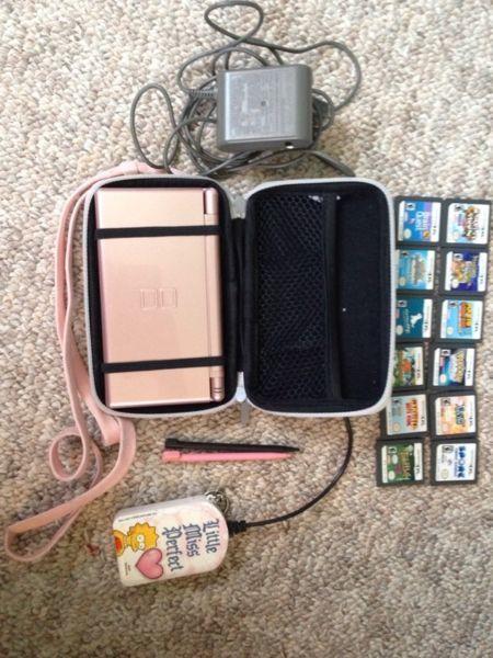 Nintendo DS+ games+ accessories
