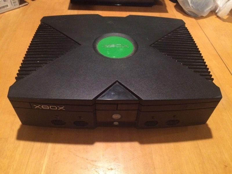 Original Xbox w/ 1 controller