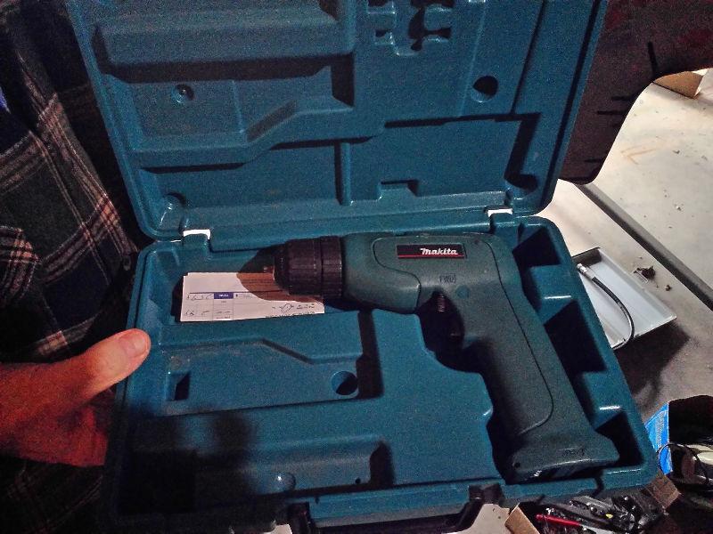 Makita drill no charger