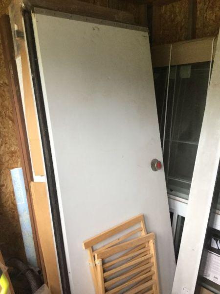 Steel walk-in freezer door with frame