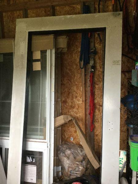 Steel walk-in freezer door with frame