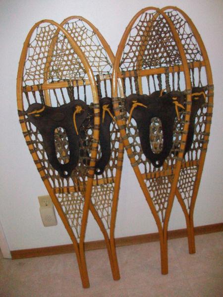2 PAIR OF SNOWSHOES