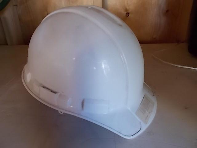 CONSTRUCTION | HARD HAT | SAFETY | 2 AVAILABLE