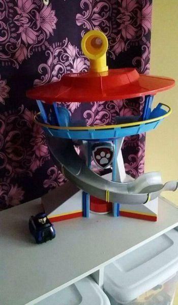 Paw patrol lookout tower