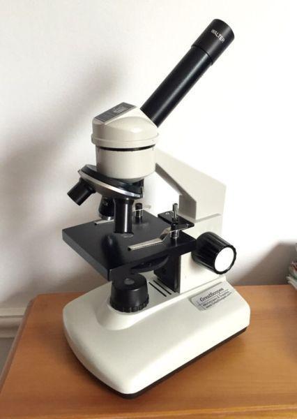 Student Pro Microscope