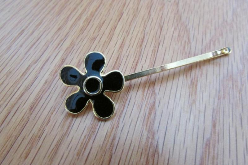black and gold tone flower bobby pin