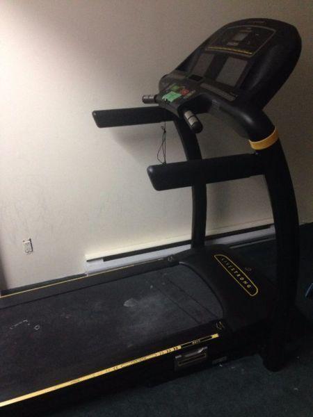 live strong treadmill
