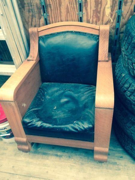 Kroehler antique grandfather clock rocking chair