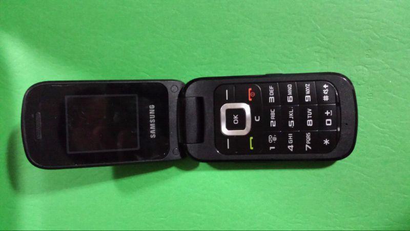 A vendre cell Samsung SGH-S275R(Fido)