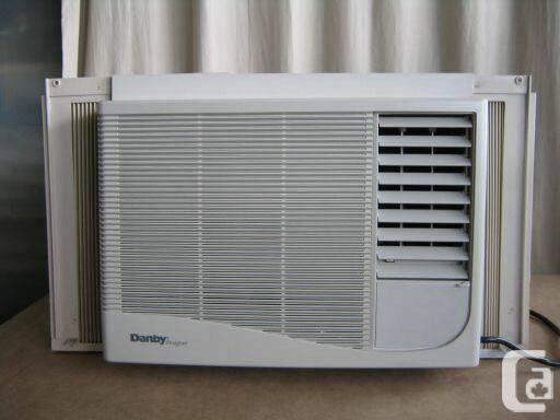 Danby Air conditioner 5000BTU