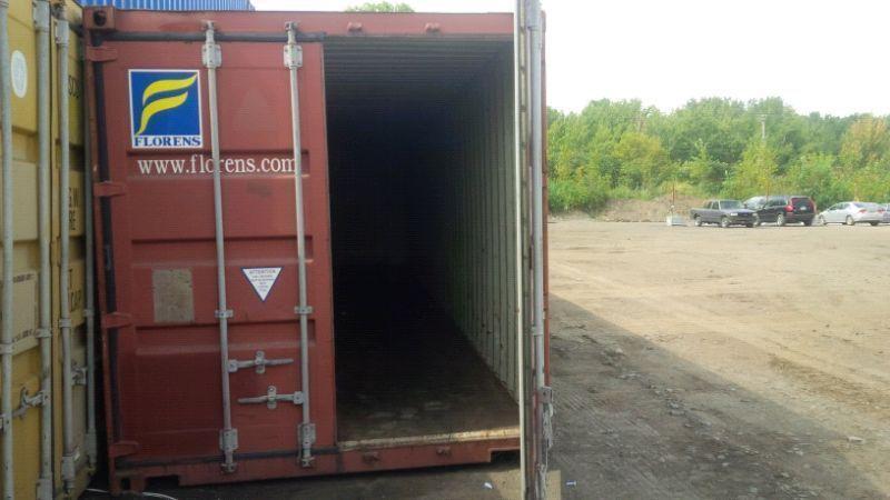 Conteneurs Maritimes Entreposage Shipping Containers Storage