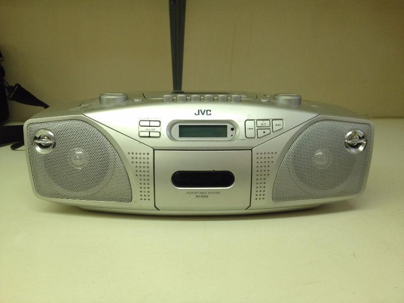 JVC Radio / CD / Cassette