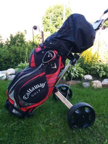 Kit de Golf CALLAWAY droitier ( batons ,sac ,voiturette, puise)