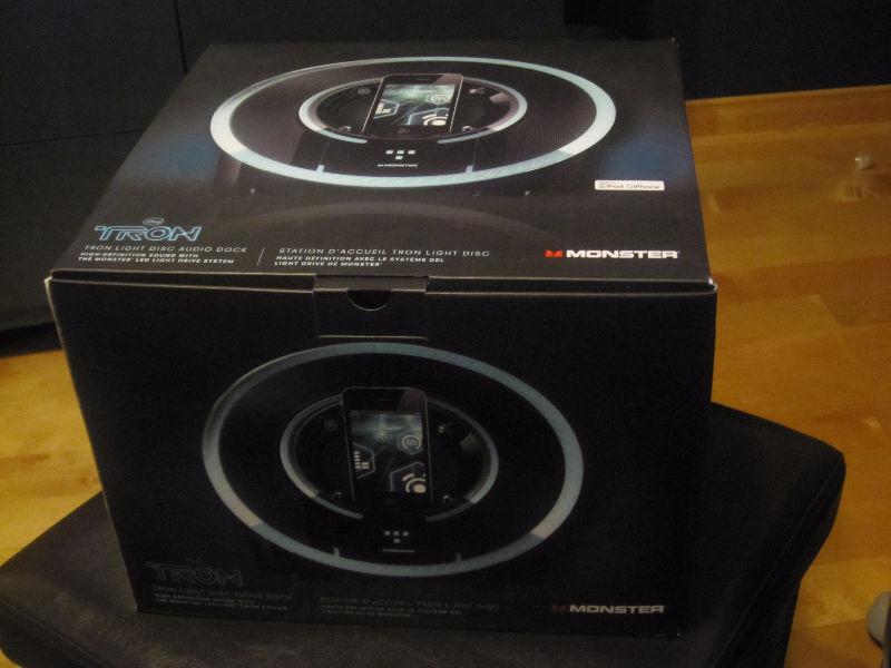 Radio TRON de MONSTER NEW