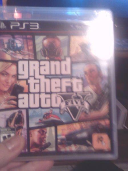 Jeu Grand Theft Auto 5 pour playstation 3 GTA 5 20$
