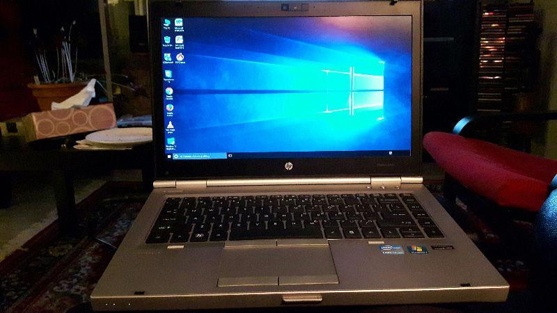 Puissant laptop HP Elitebook i5, 4GB 320GB Win 10 Pro