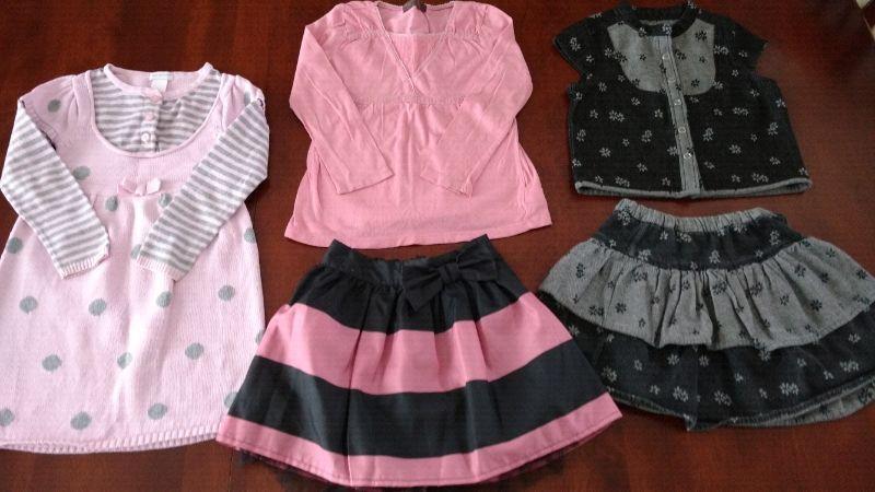 Immense lot de vêtements pour fille 4 ans / Girl clothes