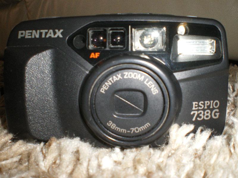 PENTAX ESPIO 738G 35mm-70mm CAMERA