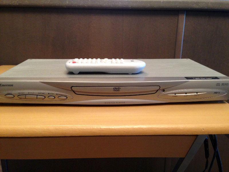 DVD Player and Remote - Good Working Condition!