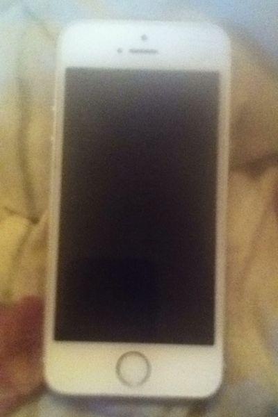 WHITE TELUS IPHONE 5S