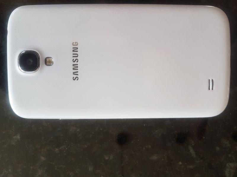 Samsung Galaxy S4 MINT condition